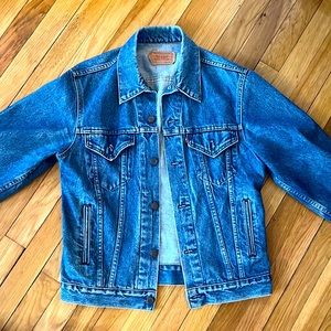 Vintage Levi’s trucker jacket. Made in USA